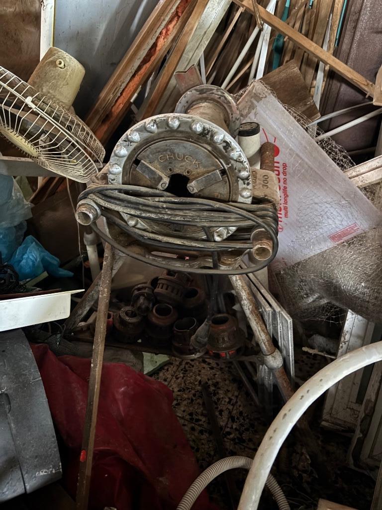 Draadtrekmachine op driepoot met toebehoren, Doe-het-zelf en Bouw, Ophalen, Gebruikt