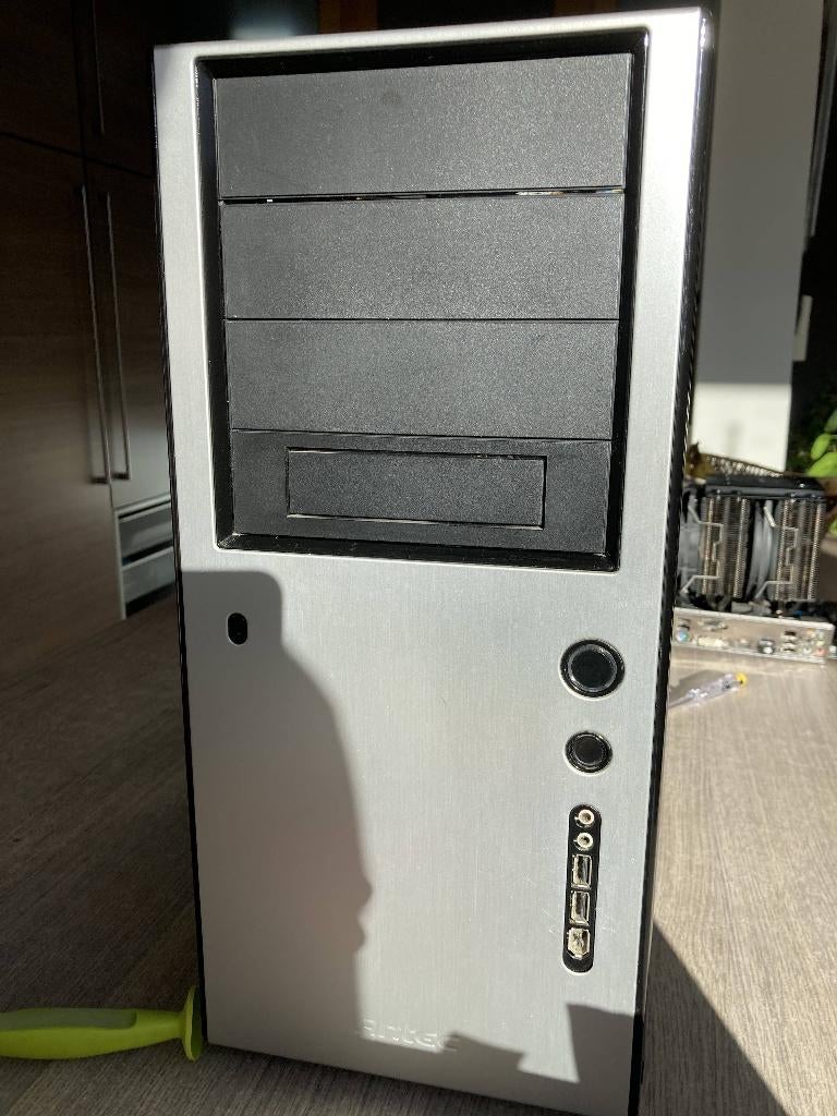 PC behuizing ANTEC Sonata Solo, Informatique & Logiciels, Enlèvement, Utilisé