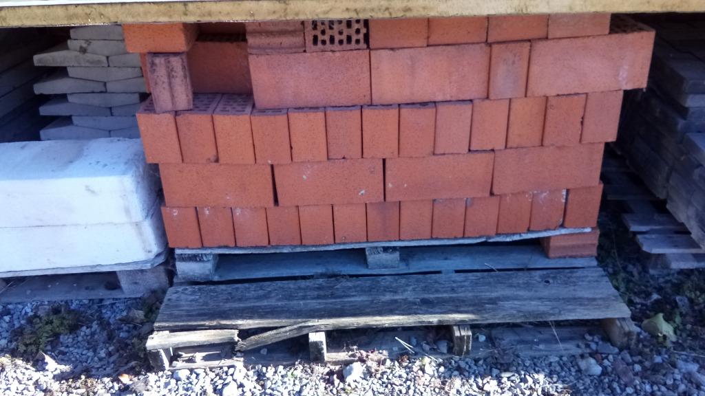 Briques / Blocs / briquettes, Ophalen, Gebruikt, Bakstenen