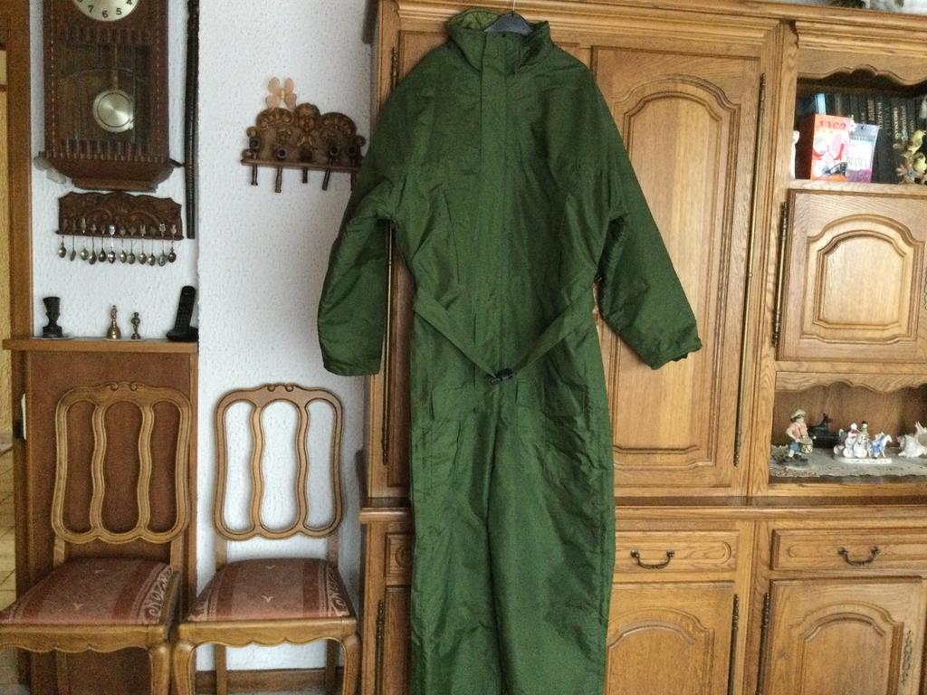 Costume de pêche, Enlèvement ou Envoi, Neuf