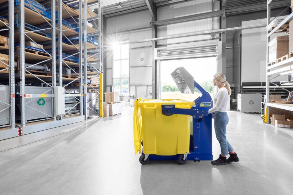 Presse à conteneurs Strautmann Umwelt Roll RC660-770-1100, Enlèvement