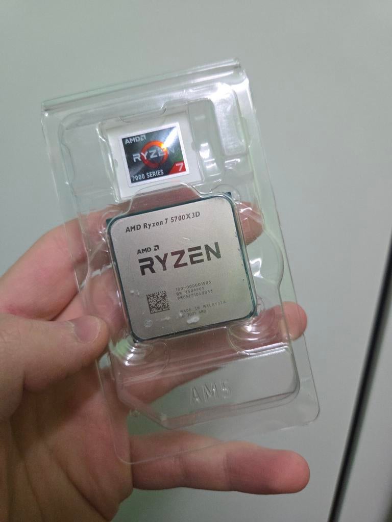 Ryzen 7 5700X3D, Computers en Software, Processors, Zo goed als nieuw, AMD Ryzen 7, 8-core, Ophalen
