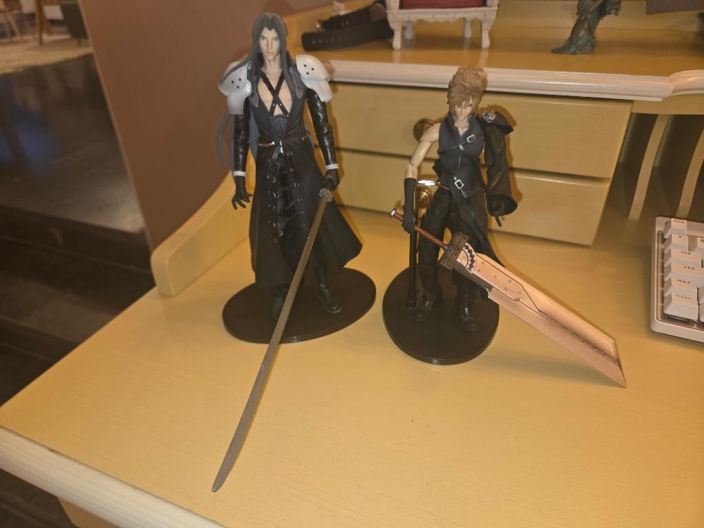Figurine final fantasy 7, Enlèvement, Comme neuf, Fantasy