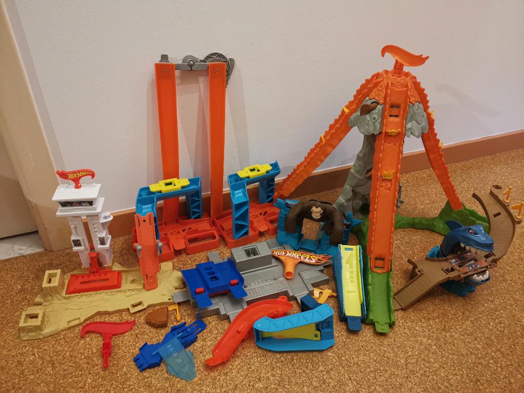 Hot wheels onderdelen, Ophalen, Gebruikt, Onderdelen, Zelf te bouwen