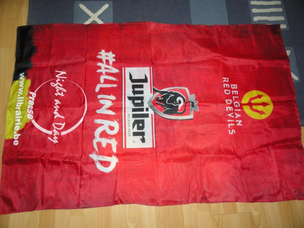 Drapeau Red Devils, Verzamelen, Ophalen of Verzenden, Nieuw, Vaantje of Sjaal