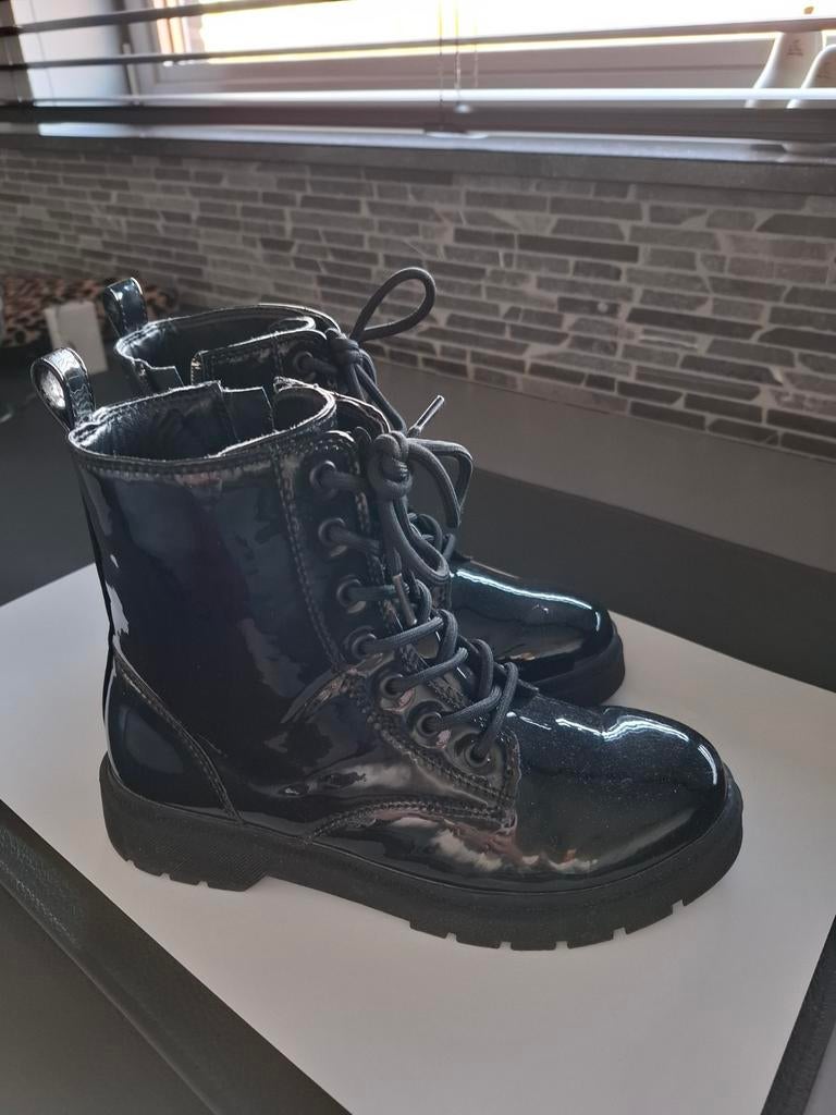 Winterboots in glans zwart M37, Ophalen of Verzenden, Zwart