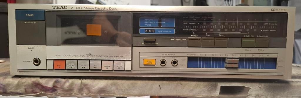 Deck cassette Teac v-300, Enlèvement ou Envoi, Comme neuf