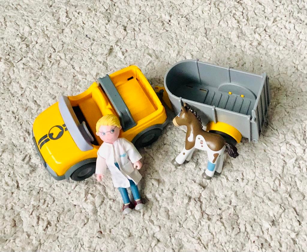 jouet enfant fille garçon figurine haba voiture Veterinaire, Nieuw