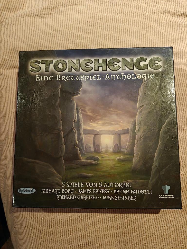 Stonehenge, Hobby en Vrije tijd, Vijf spelers of meer, Ophalen of Verzenden, Zo goed als nieuw, Titanic Games