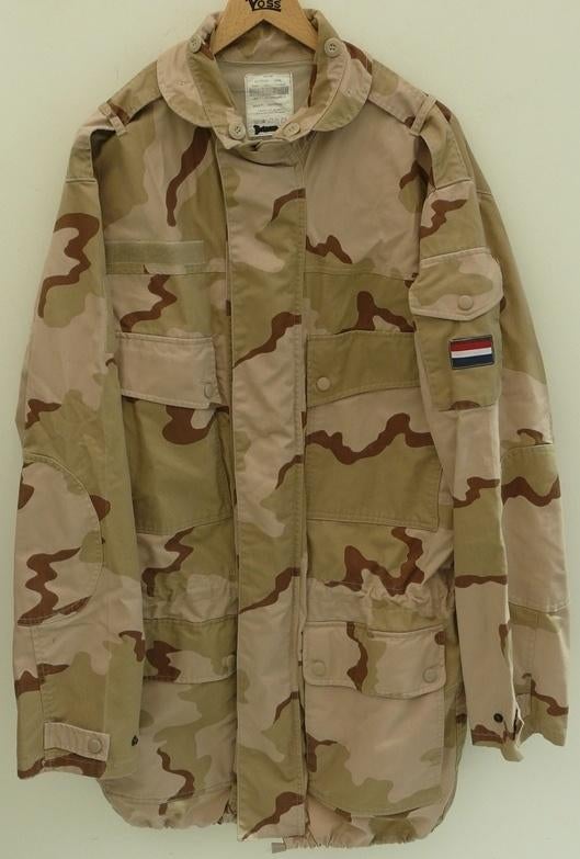 Jas Parka Buiten Gvt M93 Desert maat 8000/9500, KL, 2006.(1), Enlèvement ou Envoi, Armée de terre, Vêtements ou Chaussures
