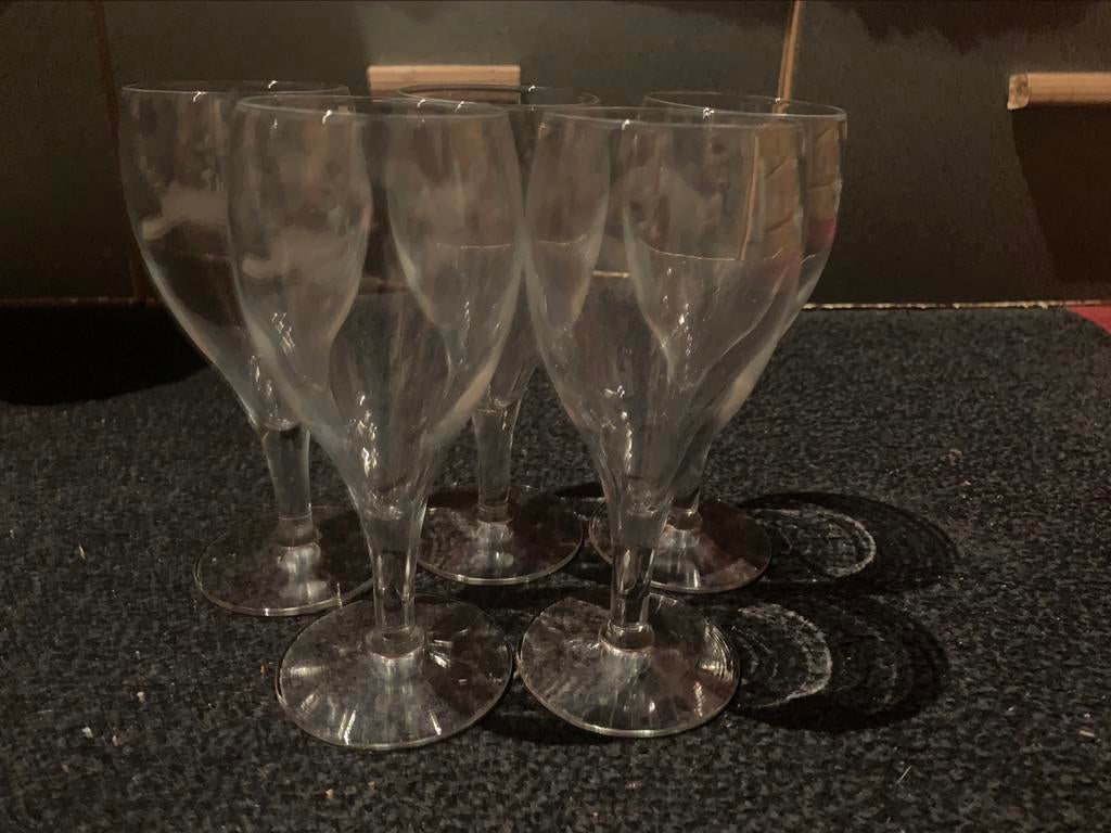 5 wijnglazen, Gebruikt, Overige typen