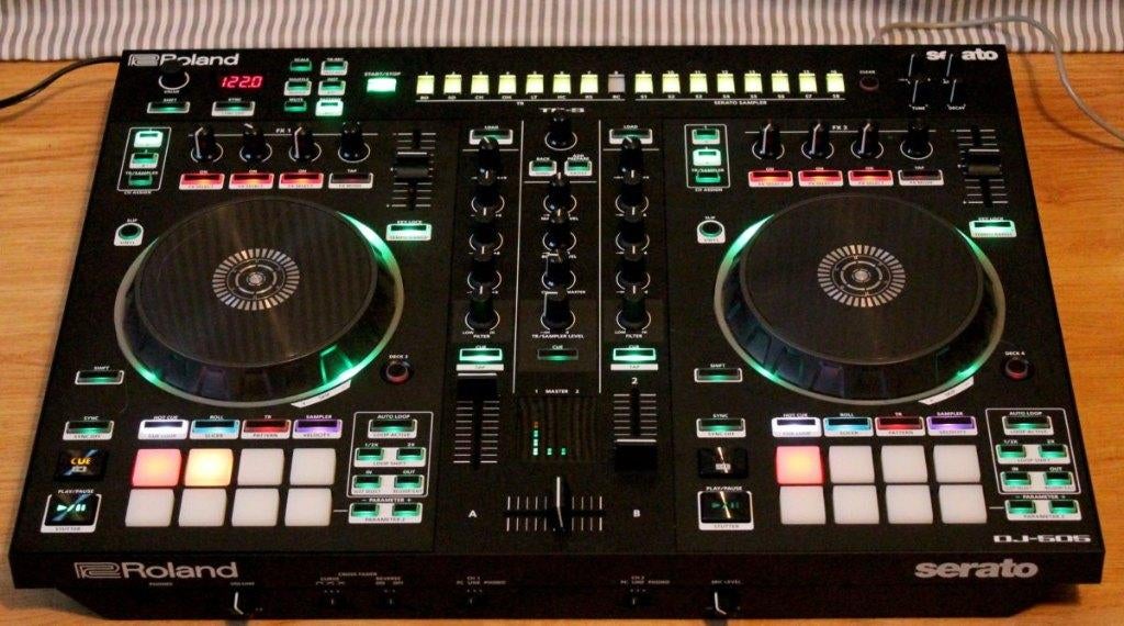 Roland DJ505, Muziek en Instrumenten, Ophalen of Verzenden, Zo goed als nieuw, Roland, Met midi-aansluiting