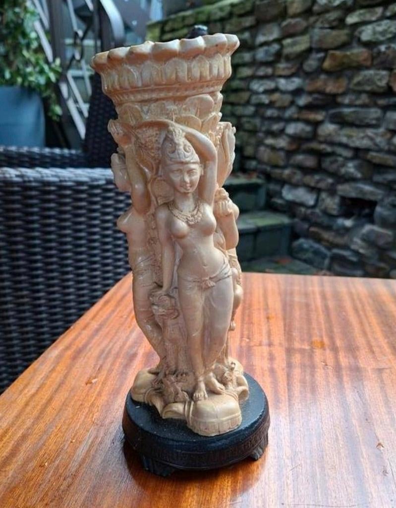 Vase porte bougie figuratif déesses dansantes asiatique/indi, Enlèvement ou Envoi