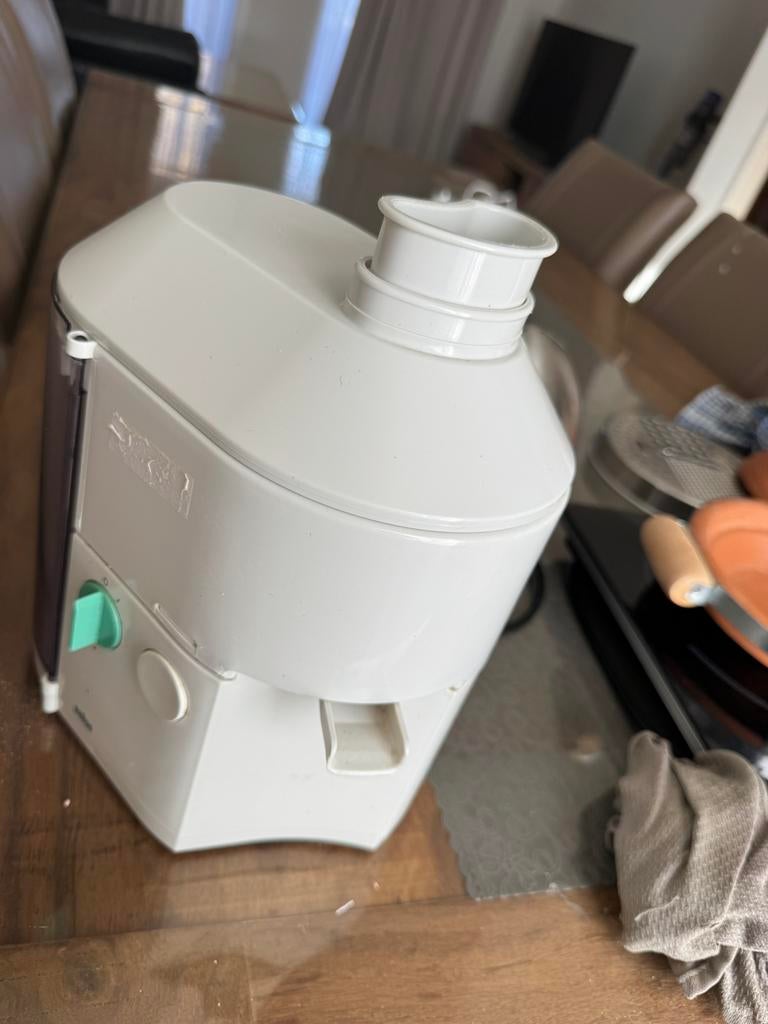 Sapcentrifuge BRAUN, Elektronische apparatuur, Ophalen of Verzenden, Zo goed als nieuw, Sapcentrifuge