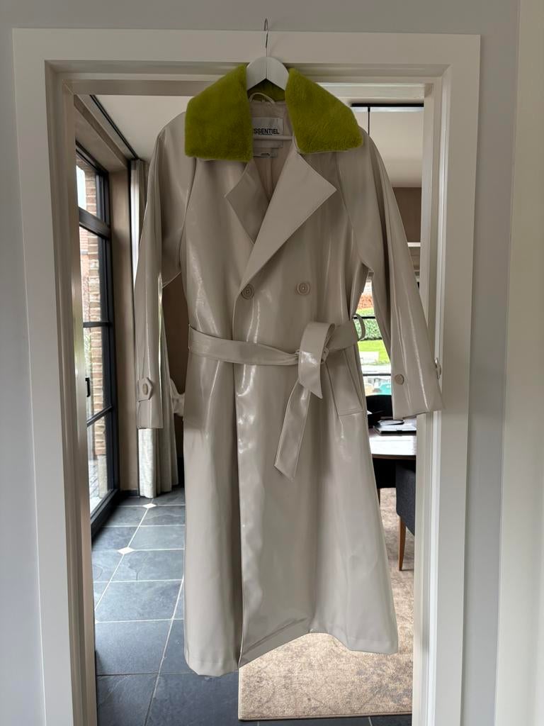 Jas essentiel, Kleding | Dames, Ophalen, Zo goed als nieuw, Maat 36 (S), Groen