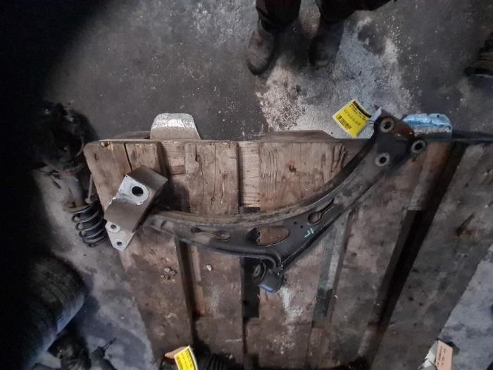 Bras de suspension avant gauche d'un Volkswagen Scirocco, Enlèvement ou Envoi, 3 mois de garantie, Utilisé, Volkswagen