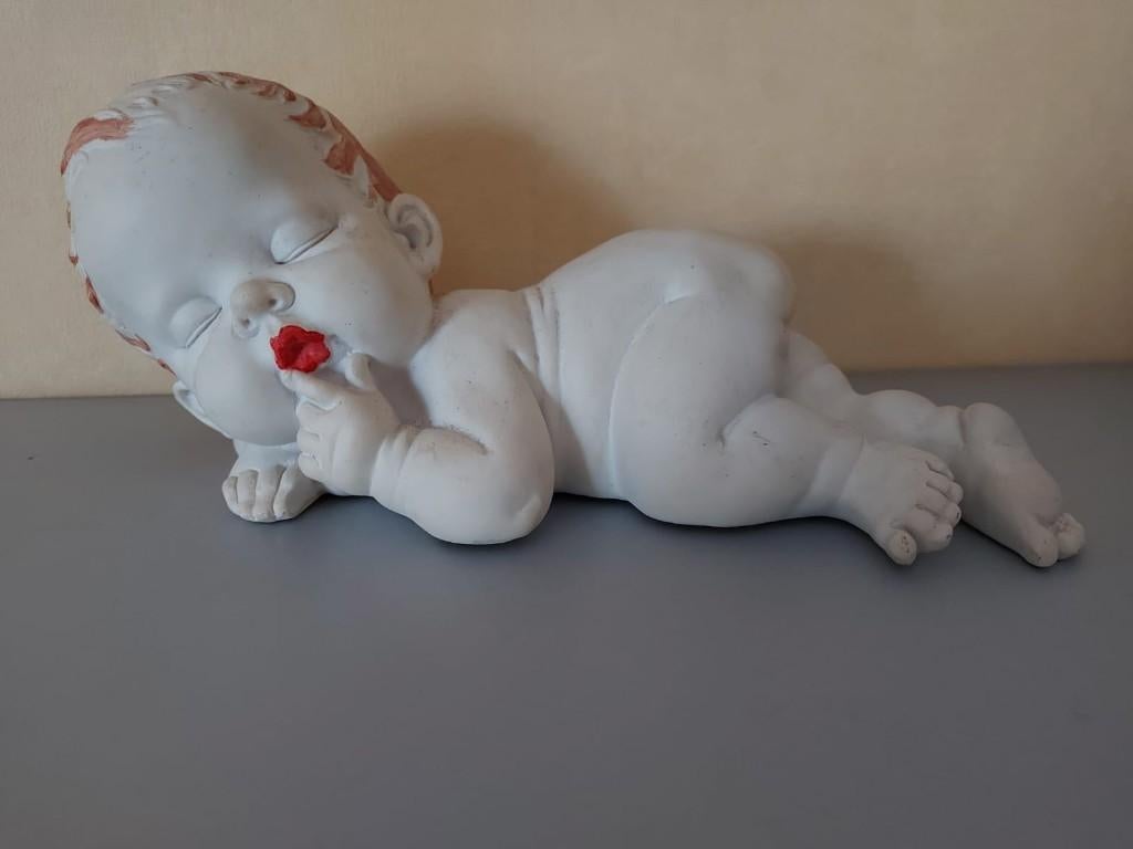 Figurine ancienne de bébé endormi, Enlèvement ou Envoi