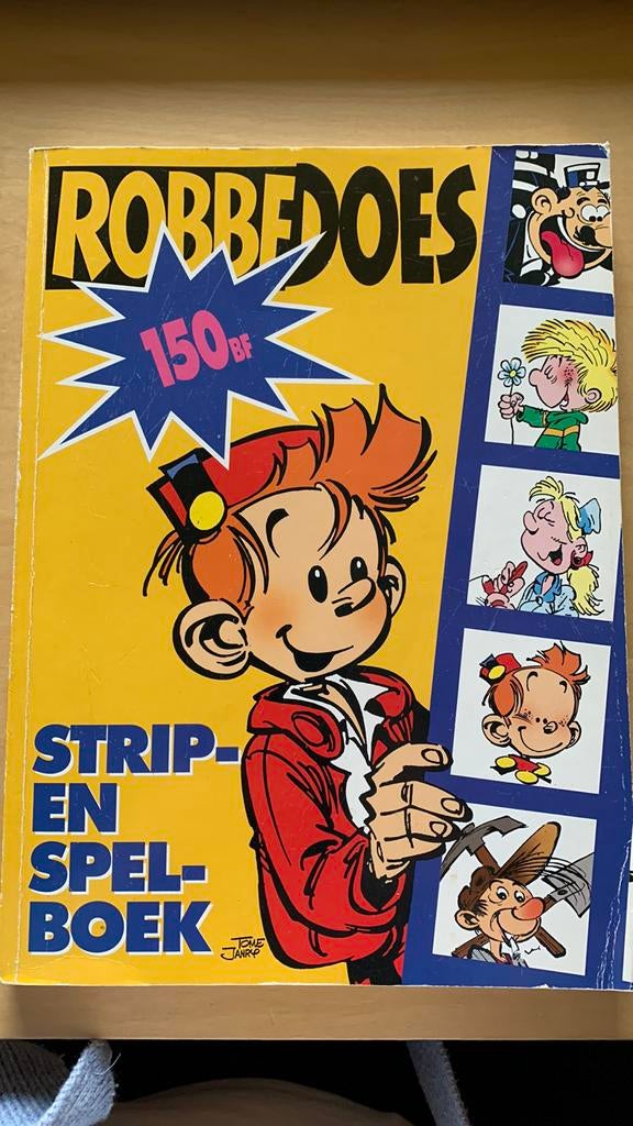 Robbedoes strip- en spelboek, Ophalen of Verzenden, Gelezen