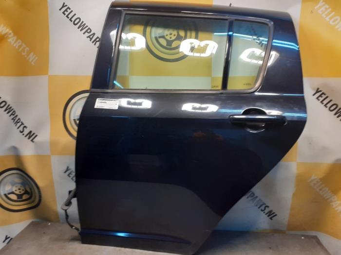 Portier 4Deurs links-achter van een Suzuki Swift (ZCE), Gebruikt, -, Deur, -