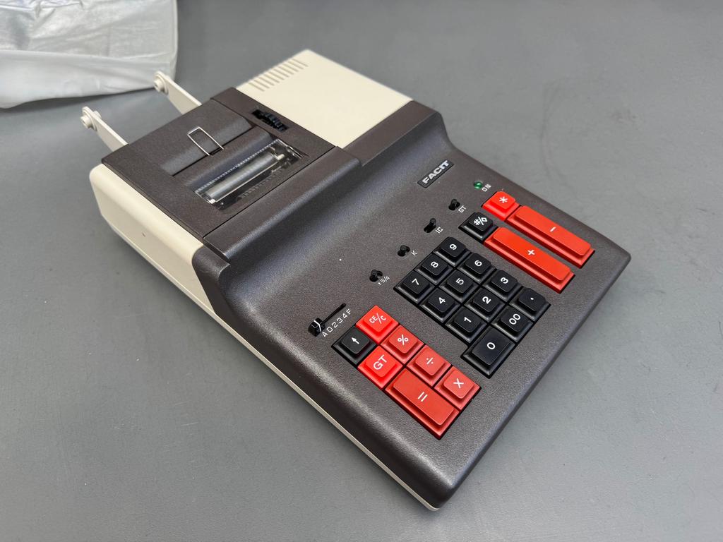 Calculatrice vintage Facit 2202, Enlèvement