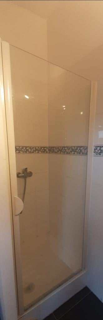 Witte douchedeur (B: 75<->80; H: 180), Huis en Inrichting, Badkamer | Complete badkamers, Ophalen