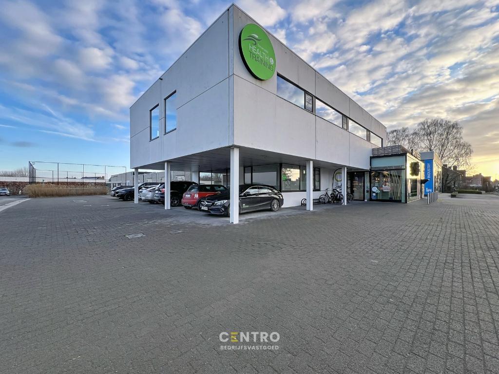 TE HUUR - Praktijkruimte, Immo, Roeselare, Via bemiddelaar, Provincie West-Vlaanderen, 28 m²