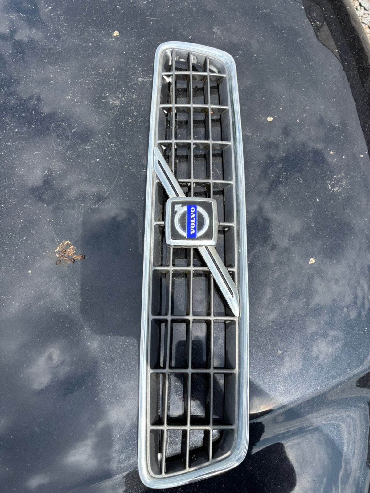 Volvo v40 grille facelift, Ophalen of Verzenden, Voor, Volvo