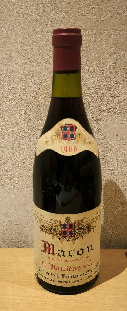 Oude wijn van 1966 - Mâcon, Ophalen, Nieuw, Rode wijn, Vol
