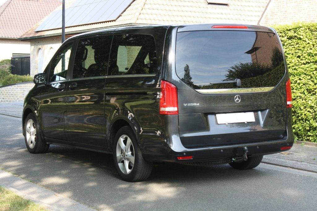 Mercedes V-250 d MWB L2 Avantgarde - 21% btw - LICHTE VRACHT, Dealer onderhouden, 4 cilinders, 2500 kg, Zwart