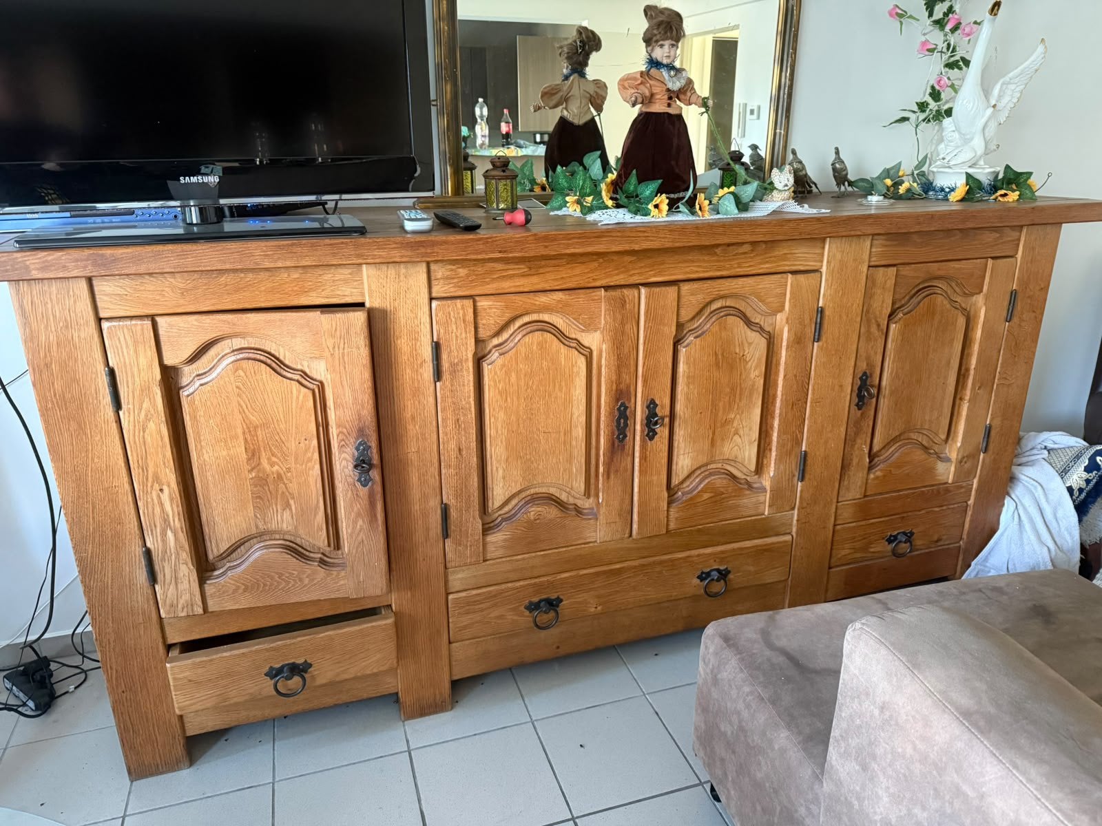 Buffet entièrement en chêne, Enlèvement