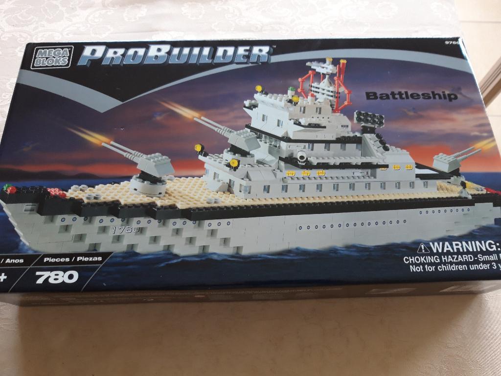 Nieuw verpakt oorlogsschip (schip met 780 bouwstenen), Ophalen of Verzenden, Nieuw, Megabloks