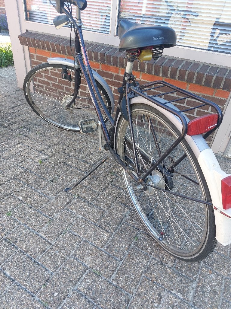 Damesfiets, Enlèvement, Utilisé