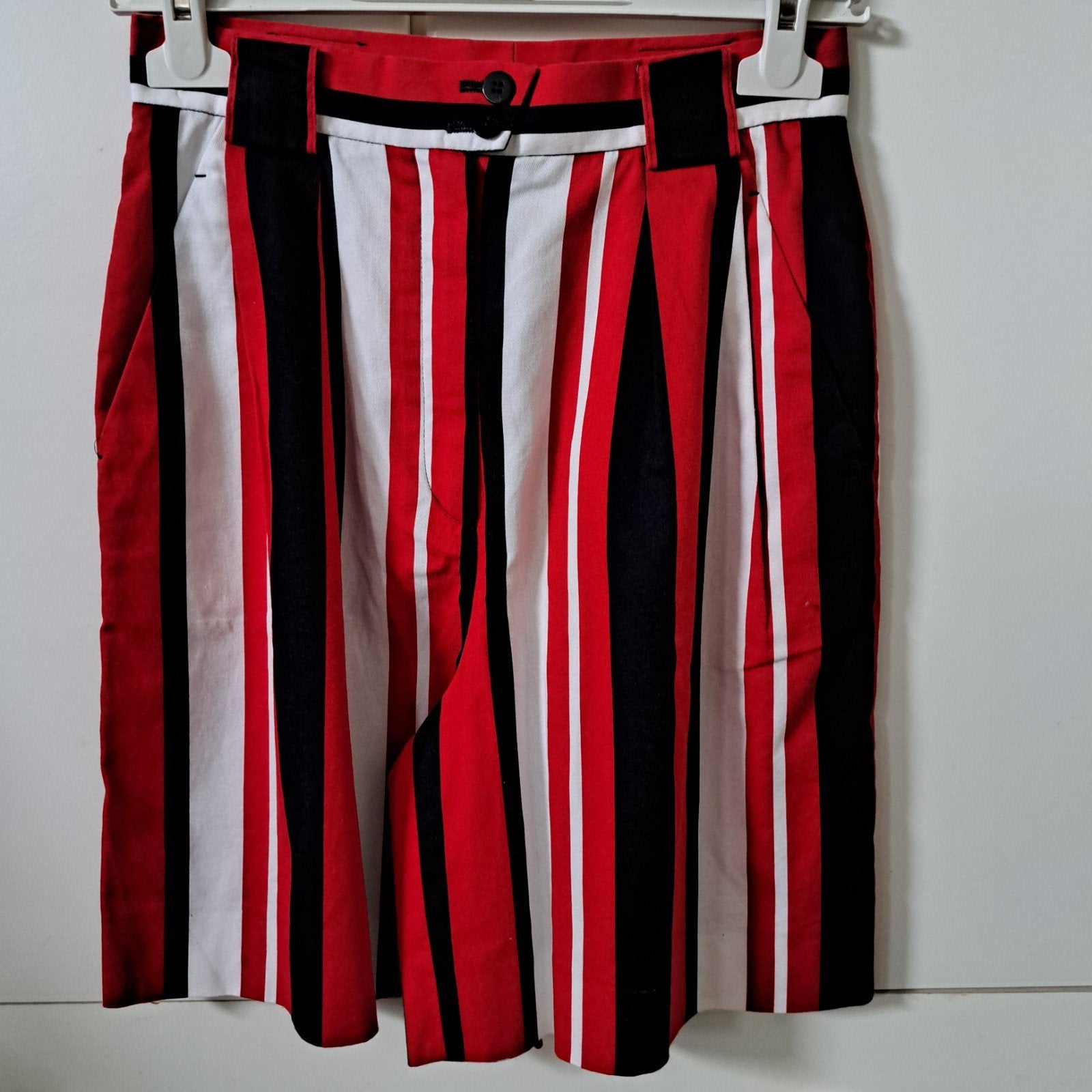 Vintage Mondi Travel short / bermuda maat 36 Als Nieuw, Kleding | Dames, Broeken en Pantalons, Zo goed als nieuw, Maat 36 (S)