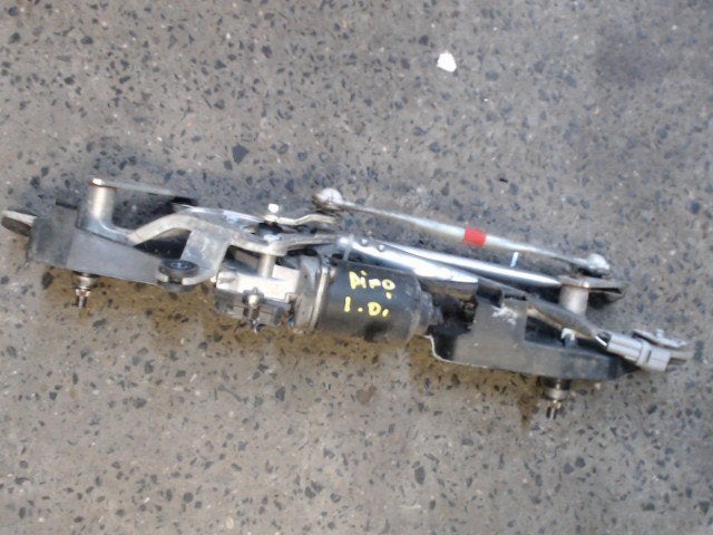 Moteur essuie glace avant Nissan Pixo 2009-2013 LP/15675, Enlèvement, Utilisé, Nissan