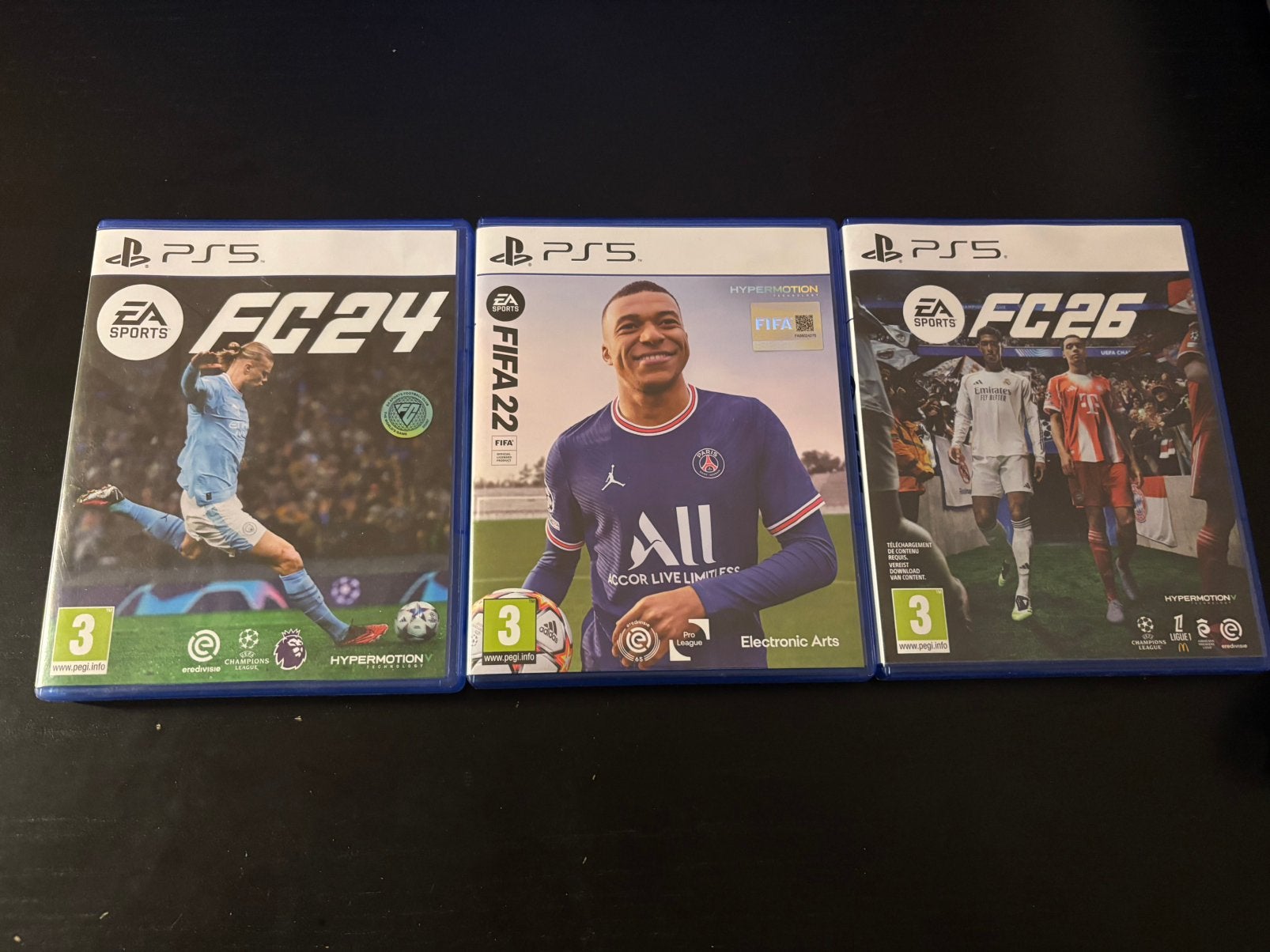Fifa 22, Fifa 24, Fifa 26, Games en Spelcomputers, Ophalen, Gebruikt, Eén computer, Sport