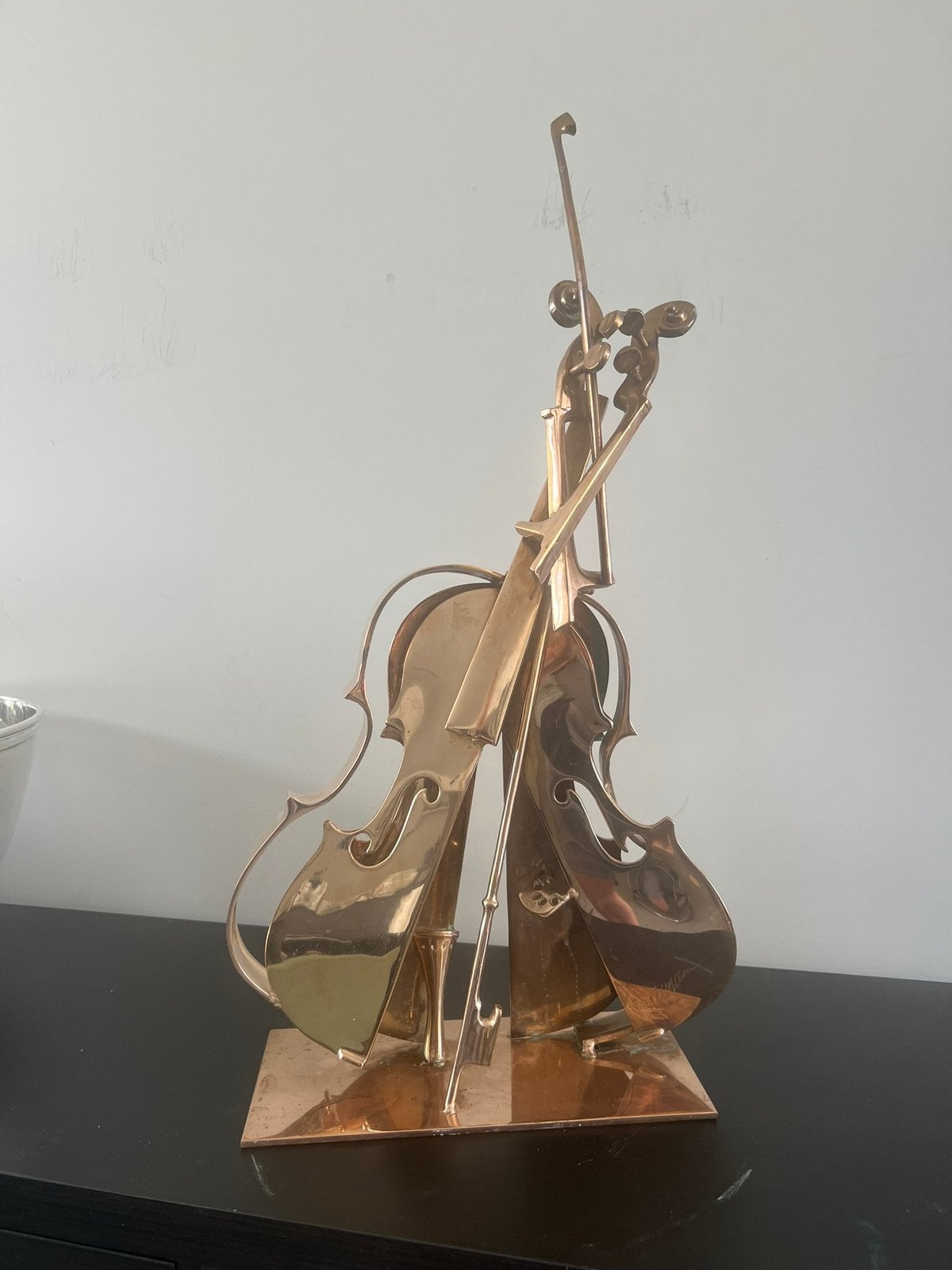 Violon arman, Enlèvement, Cuivre