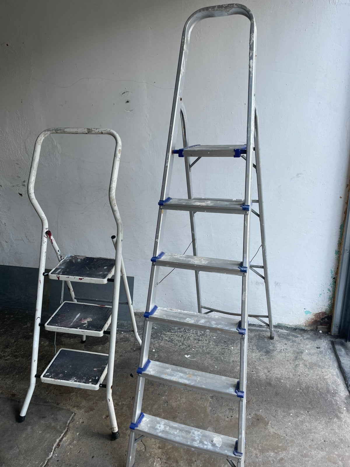 2 Ladders, Doe-het-zelf en Bouw, Ladders en Trappen, Ophalen, Zo goed als nieuw