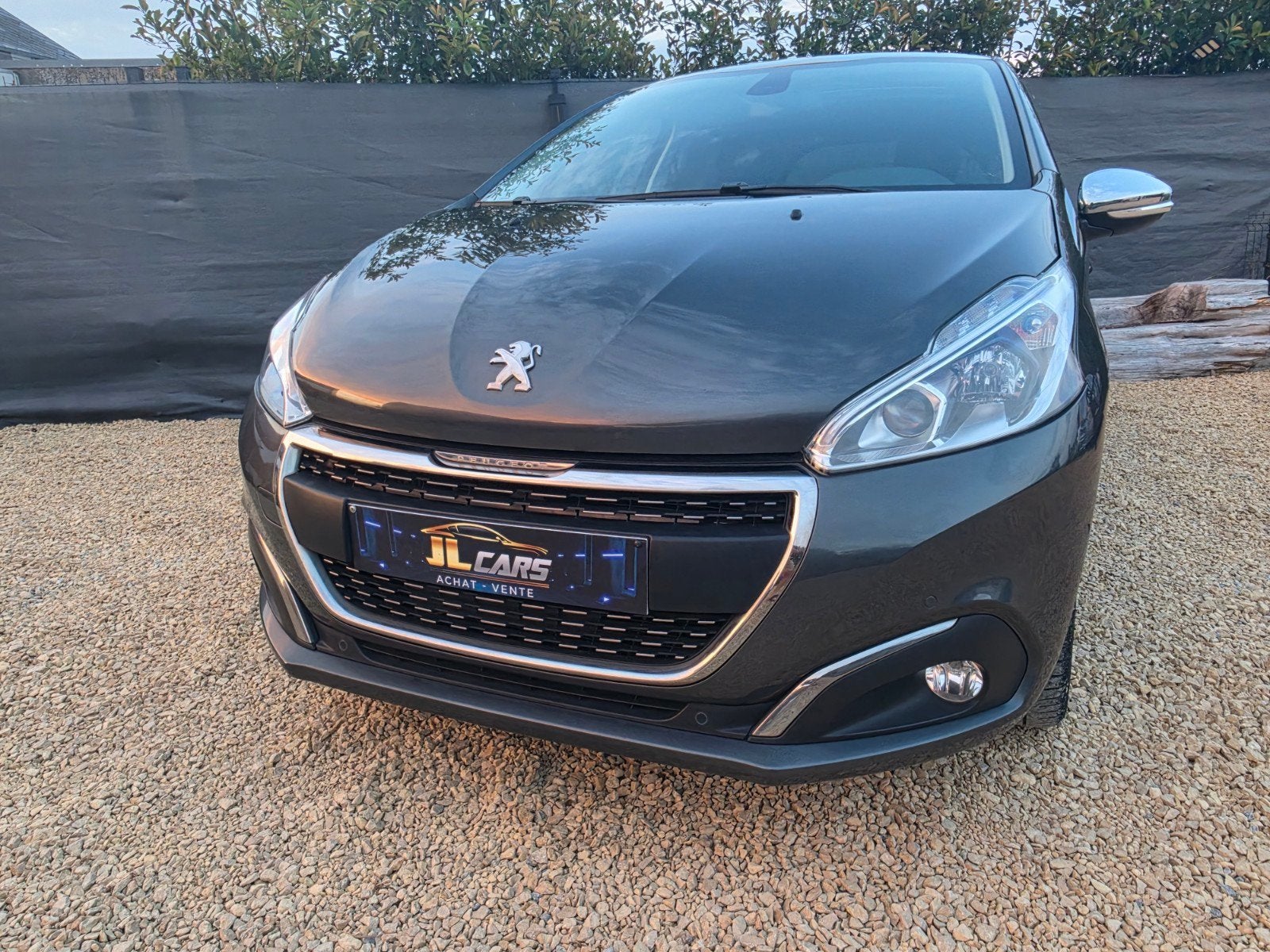 Peugeot 208 Allure Essence 80.000km Gps * Garantie 12 MOIS *, Stof, Bedrijf, 5 deurs, Zilver of Grijs
