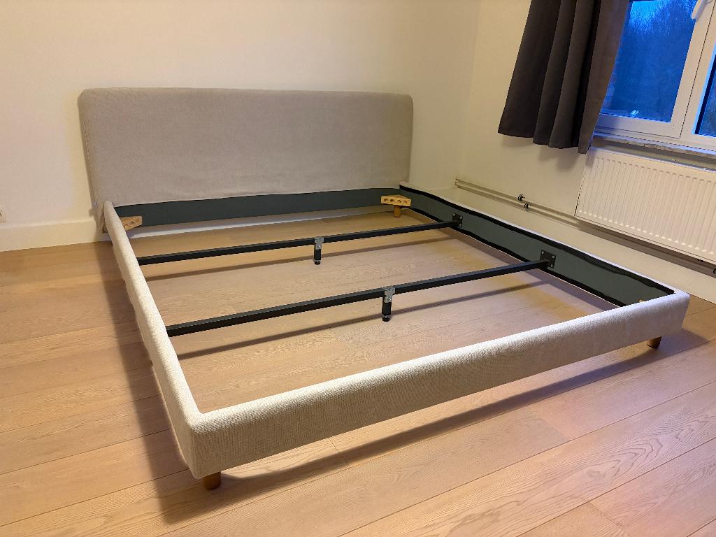 Kave Home Valma bedframe 180x200, Huis en Inrichting, Slaapkamer | Bedden, Ophalen, Tweepersoons, Scandinavisch, Zo goed als nieuw