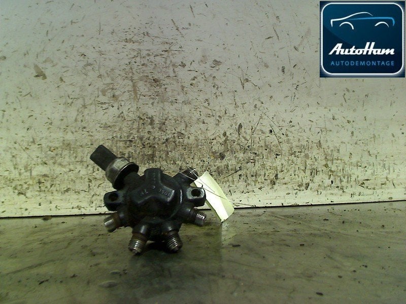 RAMPE D'INJECTION Renault Megane II (BM / CM), Utilisé, Renault
