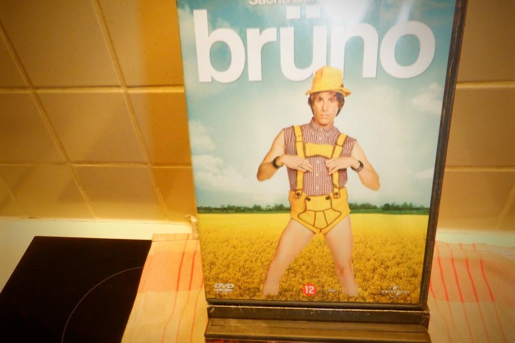 DVD Bruno(Sacha Baron Cohen), Cd's en Dvd's, Vanaf 12 jaar, Ophalen of Verzenden, Zo goed als nieuw, Actiekomedie