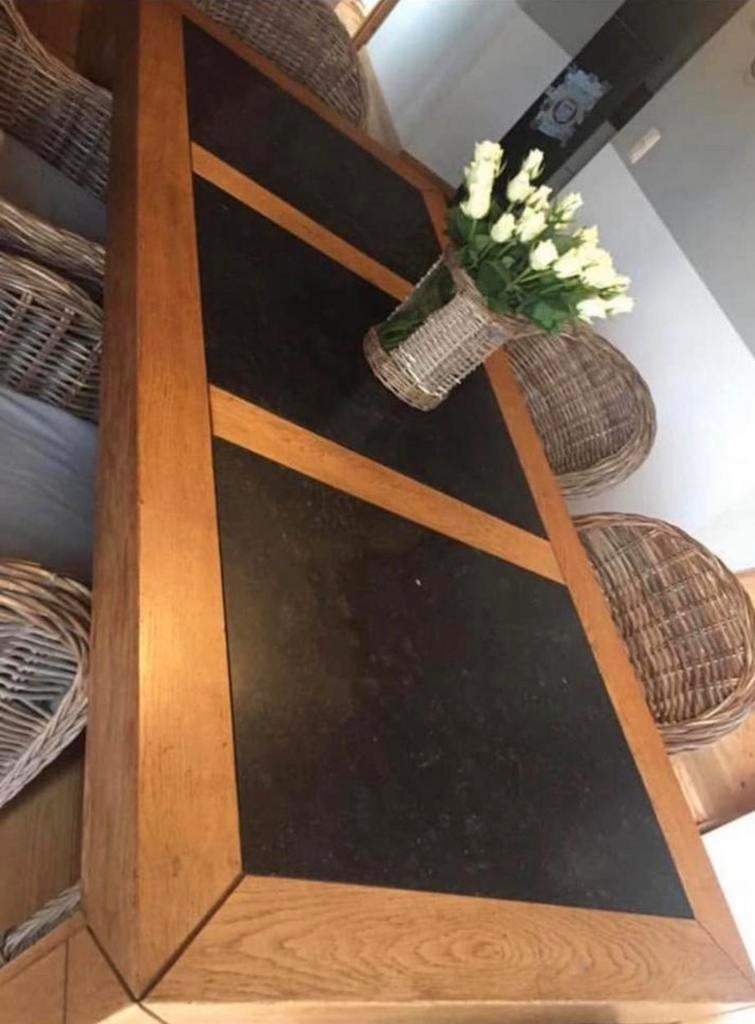 Tafel + 8 stoelen, Ophalen, Gebruikt