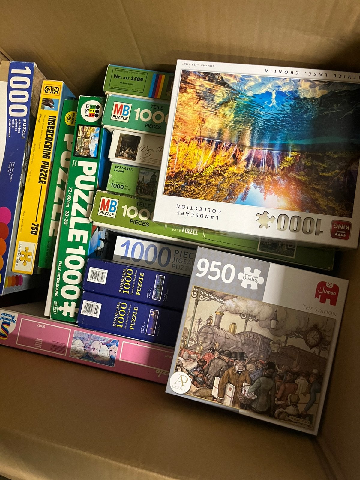 21 puzzels, Hobby en Vrije tijd, Ophalen, Zo goed als nieuw