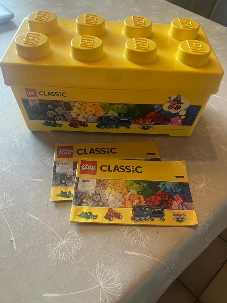 Lego classic 10696 medium creative brick box, Ophalen, Zo goed als nieuw, Lego