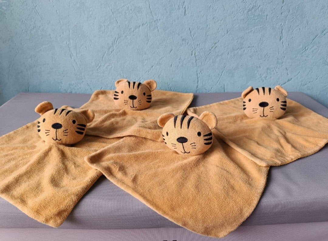 Knuffeldoekjes Tijgertje, Kinderen en Baby's, Speelgoed | Knuffels en Pluche, Ophalen of Verzenden, Zo goed als nieuw, Knuffeldoekje