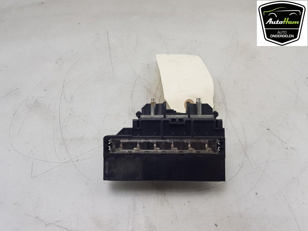 BOITIER FUSIBLES Renault Arkana (RJLL) (|241140532R|), Autos : Pièces & Accessoires, Électronique & Câbles, Renault, Utilisé