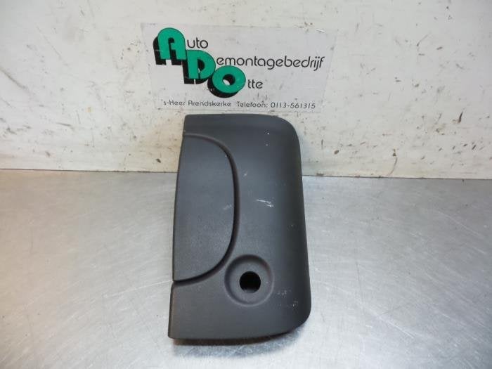 Poignée portière arrière camionnette d'un Renault Kangoo, Renault, -, Utilisé, -