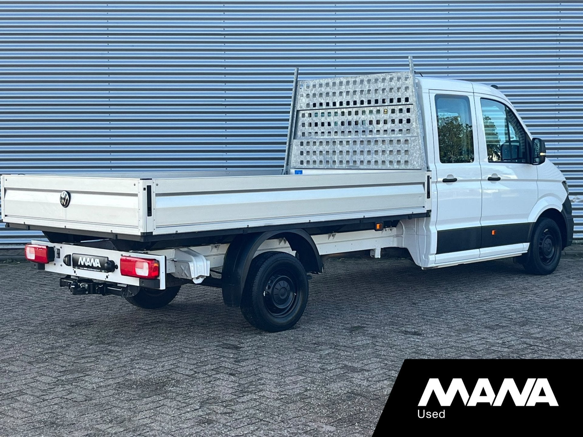 Volkswagen Crafter 35 2.0 TDI L4 DC NIEUW MODEL 140pk navi o, Autos, Achat, Entreprise, 7 places, 2800 kg
