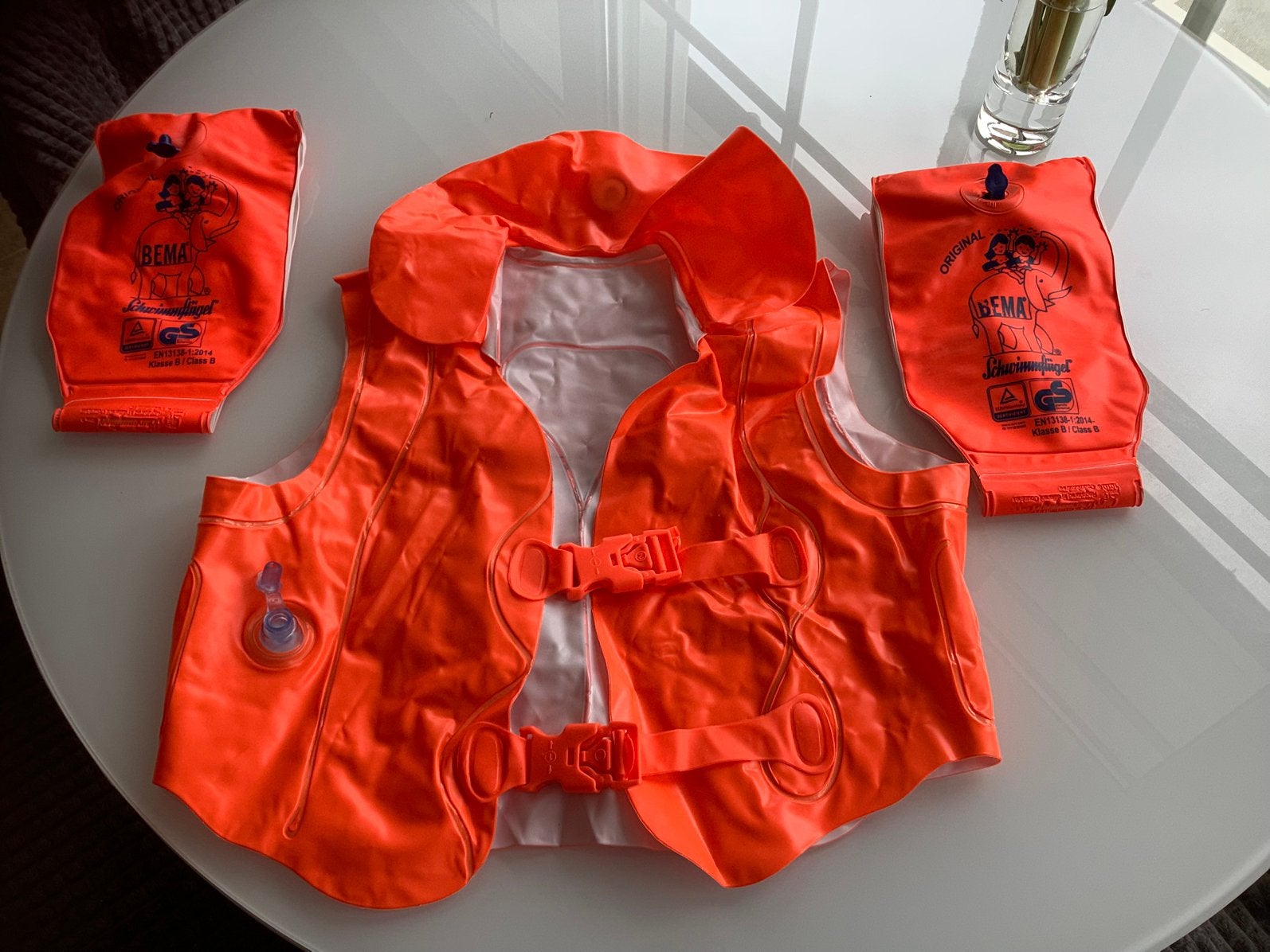 Opblaasbare vest met armbandjes Intex voor kinderen, Kinderen en Baby's, Ophalen, Zo goed als nieuw