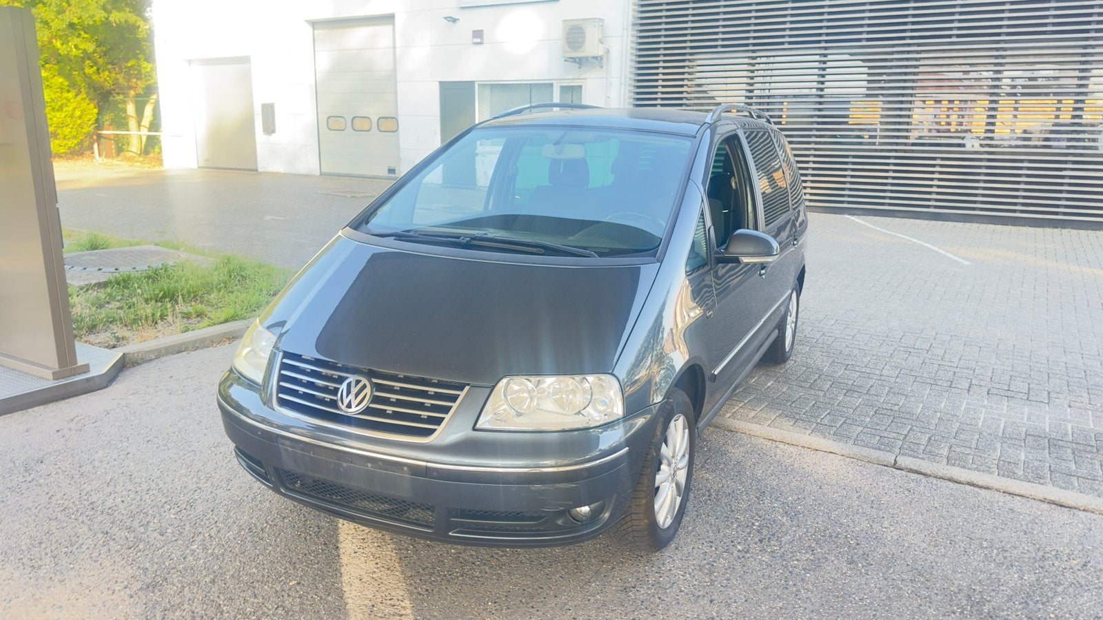 Vw Sharan 7P* 2006*254000 km* 1.9TDi * boite 6* Clim, Autos, Volkswagen, Argent ou Gris, Achat, Entreprise, 7 places